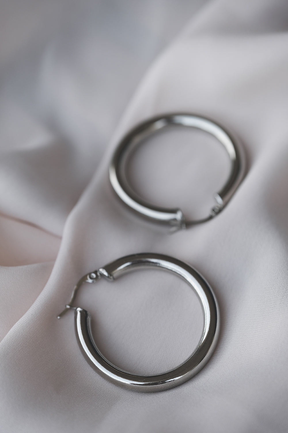 Easy Bold Hoop