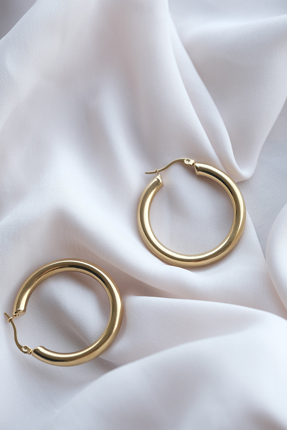 Easy Bold Hoop